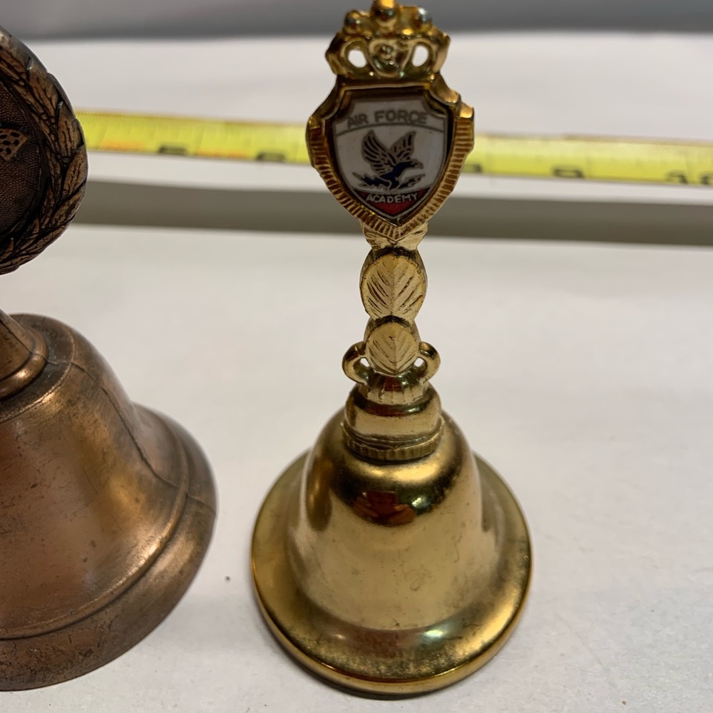 Assorted brass bells - Picture 7 of 7